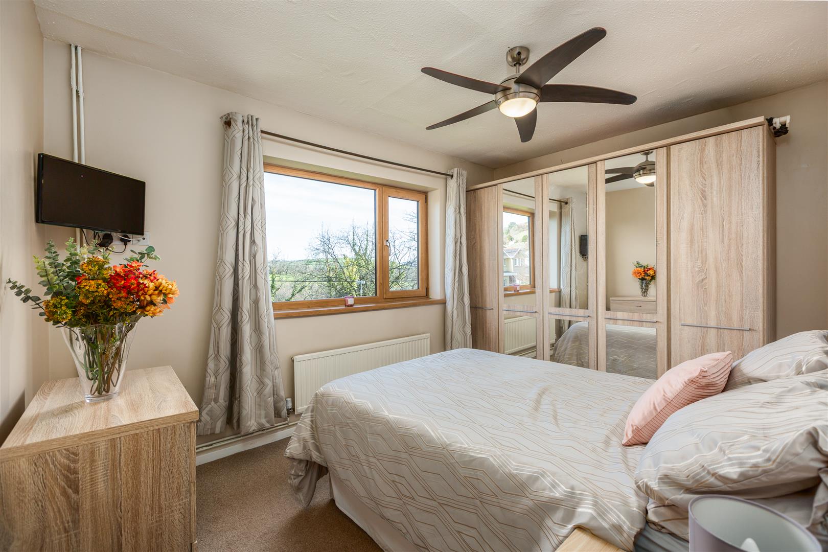 Clydach Road, Craig-Cefn-Parc, Swansea, SA6 5TA